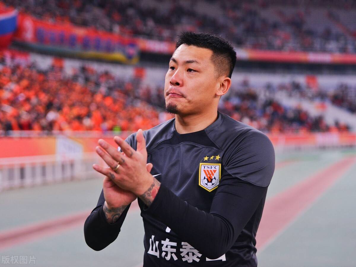 山东鲁能晋级亚冠淘汰赛，球员士气高昂