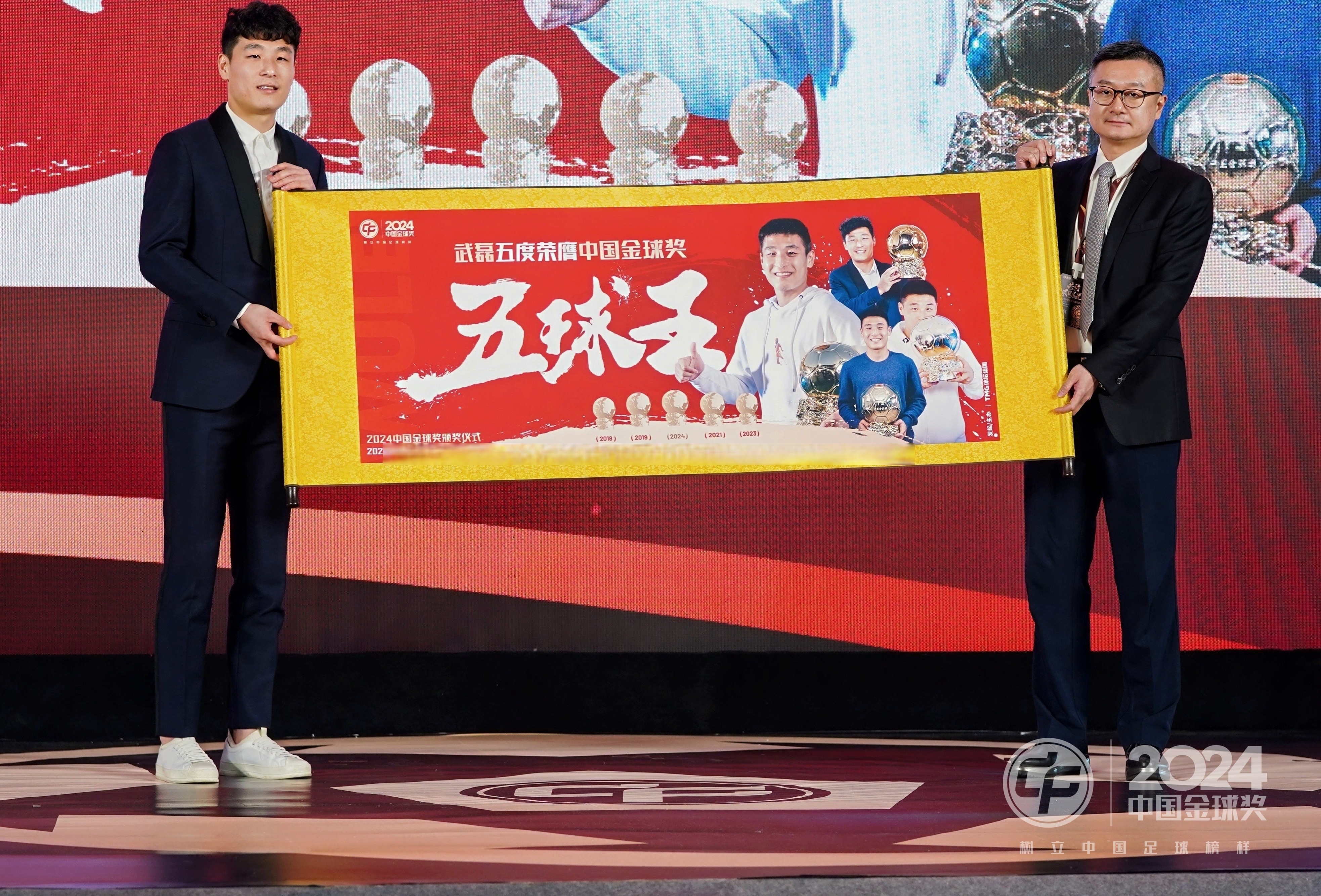夺冠热门实力浮现，球队整体表现出色